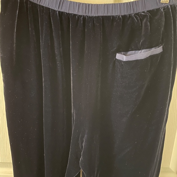 Eileen Fisher velvet pants - Picture 6 of 6